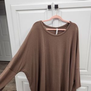 Long sleeve brown tunic. Sz XL